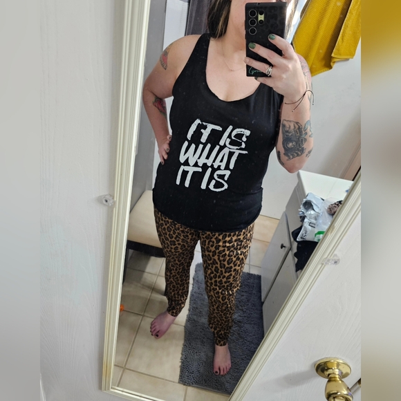 CLOSET CLOSING ! EVERTHING MUST GO. MAKE AN OFFER!!!!!! Meet your Posher, Angela - Picture 11 of 16